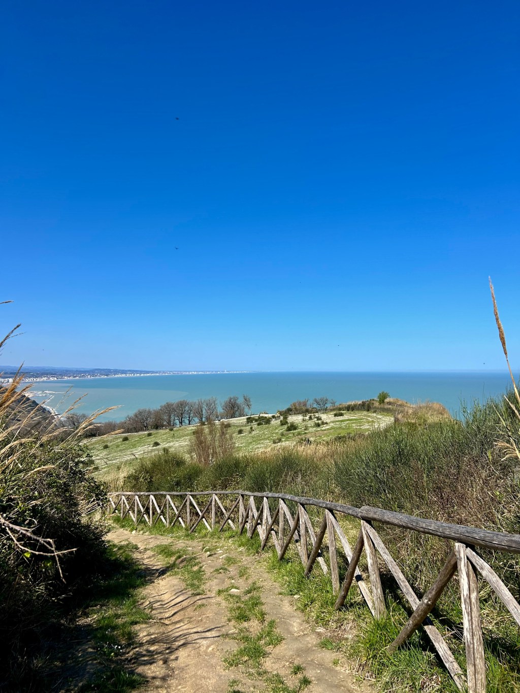 I Sentieri del Parco Naturale di San Bartolo: da Fiorenzuola al Tetto del&nbsp;Mondo